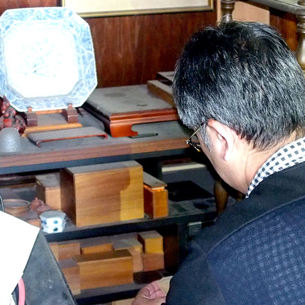 ケース2/遺品整理 売れる?売れない?